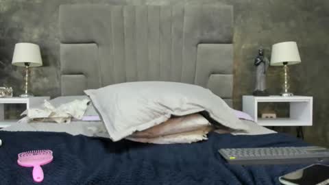 Isa Lancaster online show from November 11, 11:28 pm