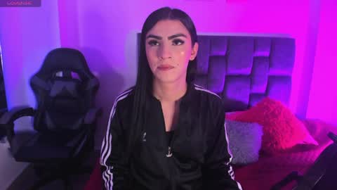 Isabella Moon9 online show from April 21, 11:39 am