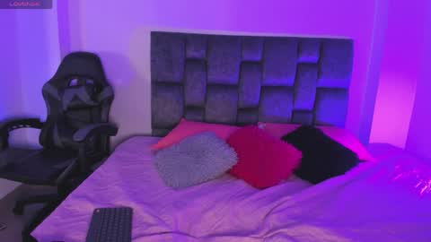 Isabella Moon9 online show from April 25, 1:41 pm