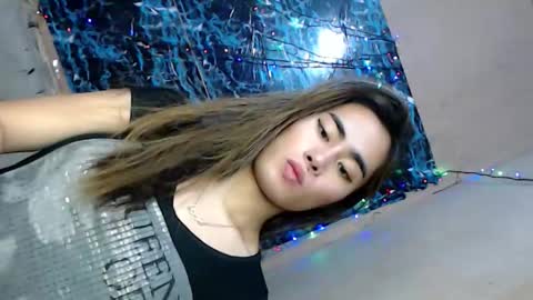 its_me_vanesa online show from March 5, 12:59 am