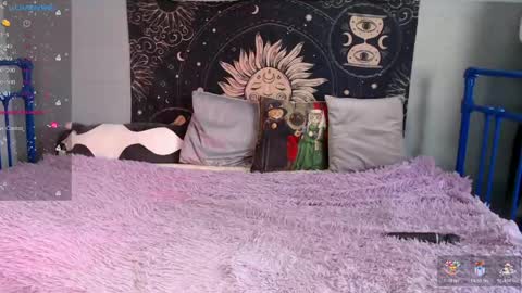 Sasha online show from April 22, 9:05 am