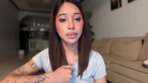 kirstenelsie online show from February 3, 2:53 am