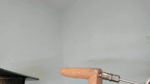 ivymilleer online show from February 11, 1:08 pm