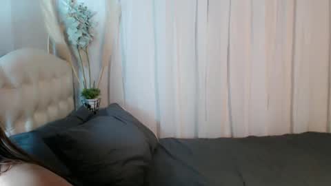 Snapshot of iyotakody chatting on October 9, 8:21 pm Red online show from October 9, 8:21 pm