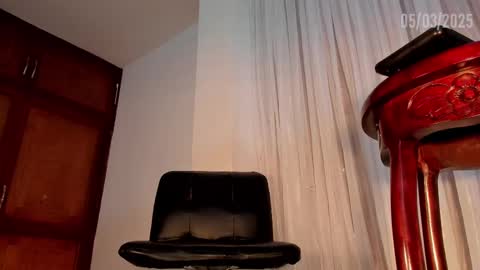 Snapshot of jaddyk_ chatting on March 5, 8:27 pm JADDYK  online show from March 5, 8:27 pm