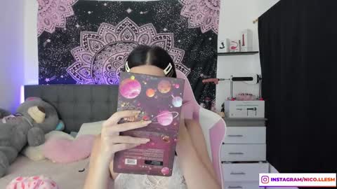 Snapshot of jade__weed chatting on January 19, 12:49 am   online show from January 19, 12:49 am