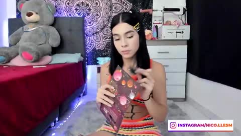 Snapshot of jade__weed chatting on February 24, 9:41 pm   online show from February 24, 9:41 pm