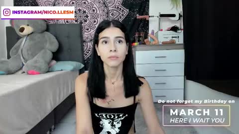 Snapshot of jade__weed chatting on March 10, 9:18 pm   online show from March 10, 9:18 pm