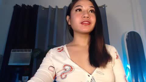 JASMINE online show from December 2, 2:42 pm