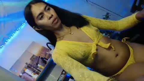 PRETTY JENNY online show from March 23, 9:53 pm