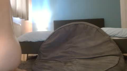 Jenny Star online show from March 22, 2:00 pm