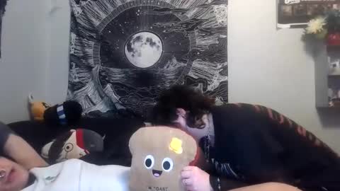 Snapshot of jessandpup chatting on September 22, 1:33 am Jess and Pup online show from September 22, 1:33 am