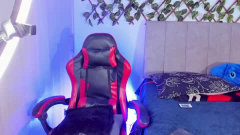 JESS online show from August 7, 12:51 am