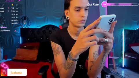 Snapshot of joaisaza chatting on March 2, 5:12 am Joa Isaza     online show from March 2, 5:12 am