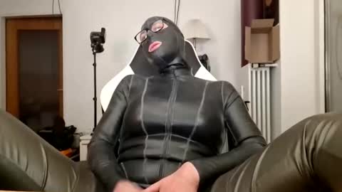 The sweetest toy online show from January 5, 8:12 pm