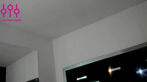 johan_bigcock999 online show from April 14, 9:53 pm