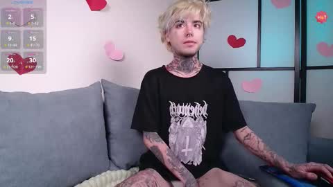 Juuzou hehim u can call me Juz online show from February 18, 3:21 pm