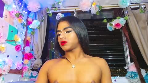 Snapshot of karly_coffe chatting on January 19, 9:11 am KARLY.  online show from January 19, 9:11 am