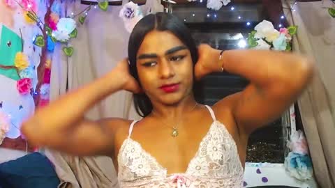 Snapshot of karly_coffe chatting on January 29, 10:16 am KARLY.  online show from January 29, 10:16 am