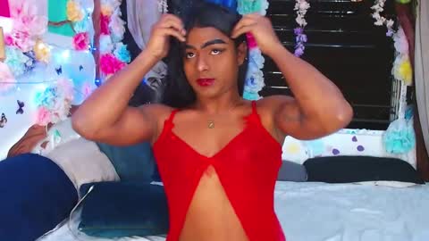 Snapshot of karly_coffe chatting on March 12, 8:08 am KARLY.  online show from March 12, 8:08 am