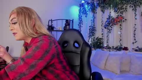  karol  online show from April 13, 12:53 pm