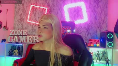 karol Vanessa   online show from April 27, 12:47 pm