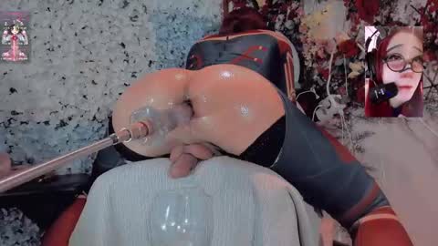 kate the pink girl online show from December 19, 12:10 pm