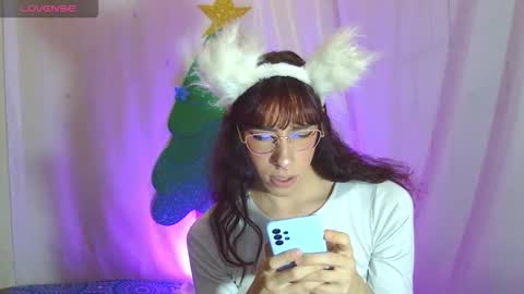 kattycat_ online show from December 15, 5:25 am