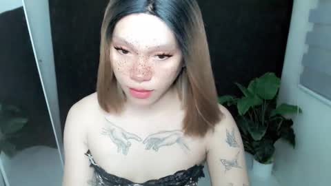 Kelly Smith online show from January 19, 8:23 am