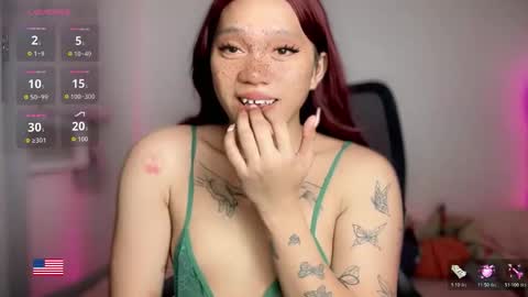 Kelly Smith online show from February 19, 1:18 pm