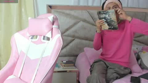 Aleja3 online show from October 30, 12:15 pm