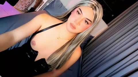 Kendra online show from March 12, 10:31 am