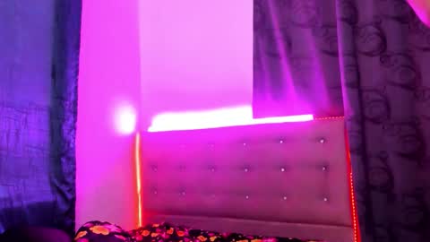 Khandyz online show from February 1, 7:12 pm