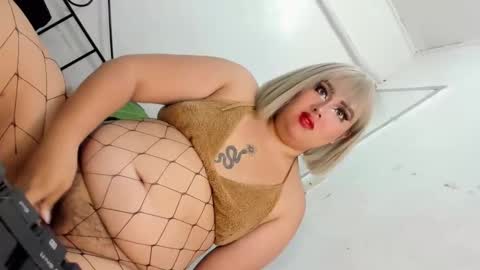 kiacum4u online show from February 17, 6:26 pm