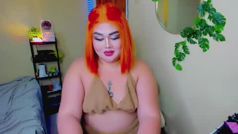 kiacum4u online show from March 5, 9:09 pm