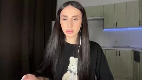 Kim Oberlin online show from March 12, 5:07 pm