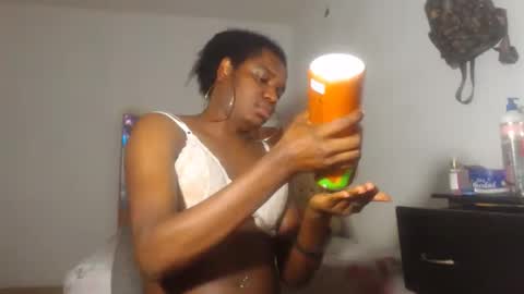 kristal_cox2 online show from April 19, 9:43 am