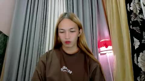 Kween online show from March 3, 11:11 pm