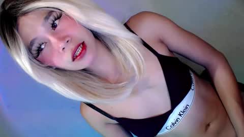 kylie online show from November 17, 6:08 pm