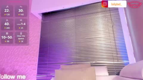 laiily bell online show from April 23, 8:33 pm