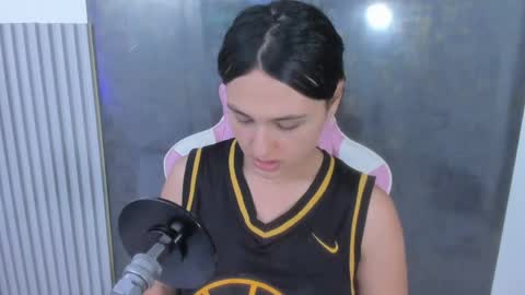 Lana online show from April 14, 8:25 pm