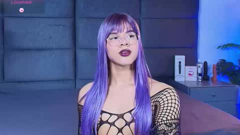 valentino moon online show from March 4, 11:53 pm