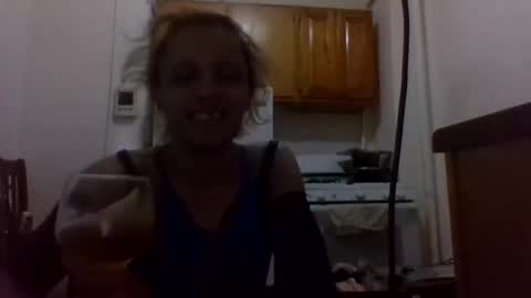 Snapshot of lapuzzycat201923 chatting on January 21, 11:13 pm Lapuzzycat201923 online show from January 21, 11:13 pm