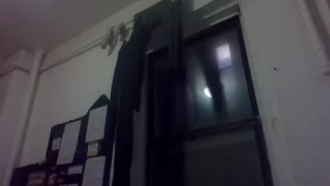 Snapshot of lapuzzycat201923 chatting on February 19, 10:34 am Lapuzzycat201923 online show from February 19, 10:34 am