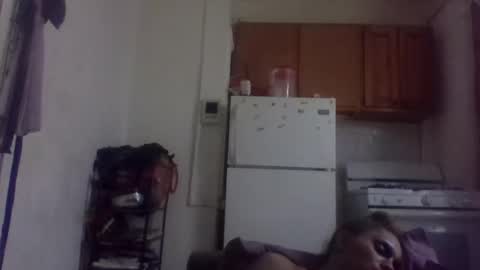 Snapshot of lapuzzycat201923 chatting on March 5, 2:39 pm Lapuzzycat201923 online show from March 5, 2:39 pm