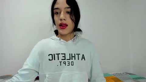 latinsecretfantasy online show from January 20, 11:54 pm