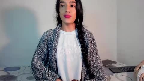 latinsecretfantasy online show from March 4, 9:29 am