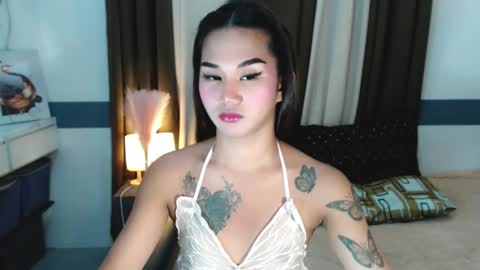 LILY online show from March 12, 5:29 pm