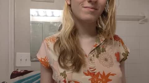 lil gemmie online show from September 29, 7:46 pm