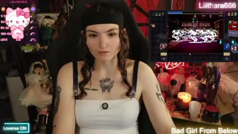 Brandi online show from April 22, 5:53 pm